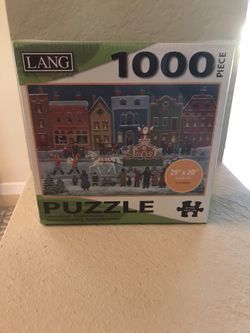 NEW in box 1000 piece puzzle