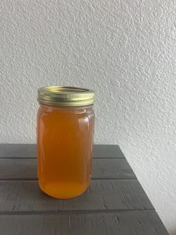 Jar of 🐝 32 oz