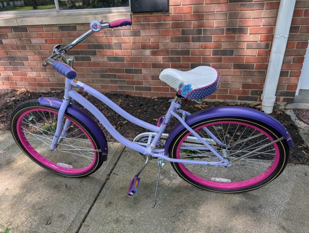 GIRLS HUFFY 24" BIKE