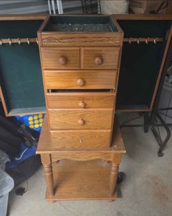 Jewlery stand