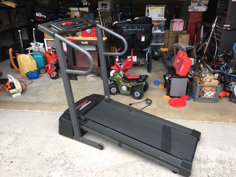 Proform 285T Treadmill Adjustable Incline & Space Saver Fold-Up Option FREE!!