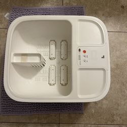 MASSAGING FOOT BATH 