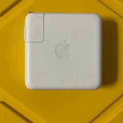 Apple 61 Watt USB-C Power Adapter