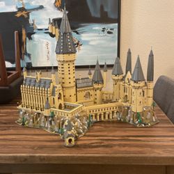 Harry Potter Lego Hogwarts Castle #71043