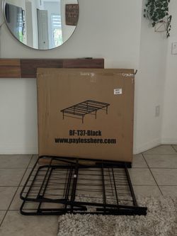 Twin foldable frame