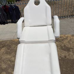 Massage/ Lash Bed