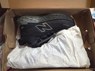 New Balance Fresh Foam Trail Sneakers