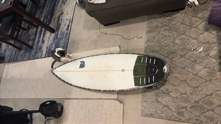Surfboard shortboard 5’10”
