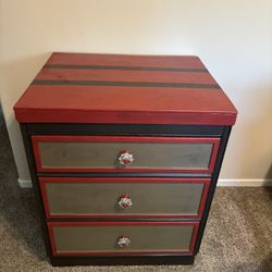 Vintage Nightstand/End Table