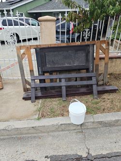 Wood Clip On Twin Bed 🛏️ Frame Good Condition