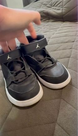 Boys Jordan shoes