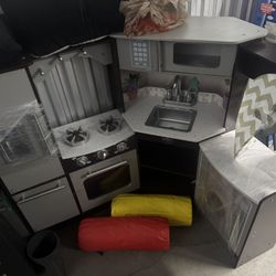 Kids Kitchen 
