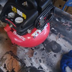 Air Compressor New. Never Used $45