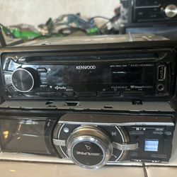Lots Of Car Stereo  All In Working Condition 