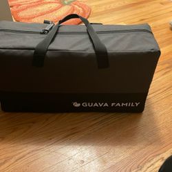 Guava Family Travel Crib