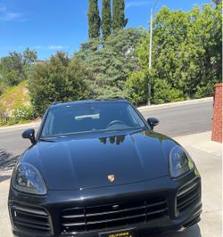 2021 Porsche Cayenne GTS