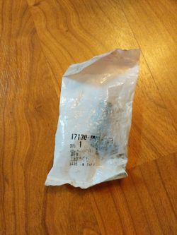 Honda pcv valve brand new