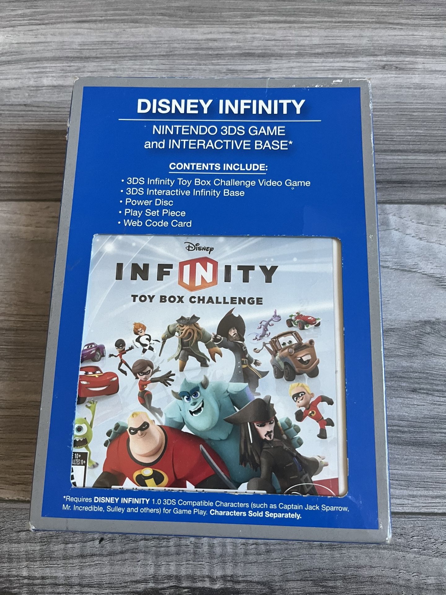 Nintendo 3DS Disney Infinity toy box challenge with interactive base Disney video game