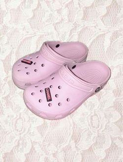Baby ballerina pink crocs with charms