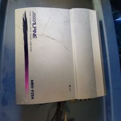 alpine 4 channel old school amp 