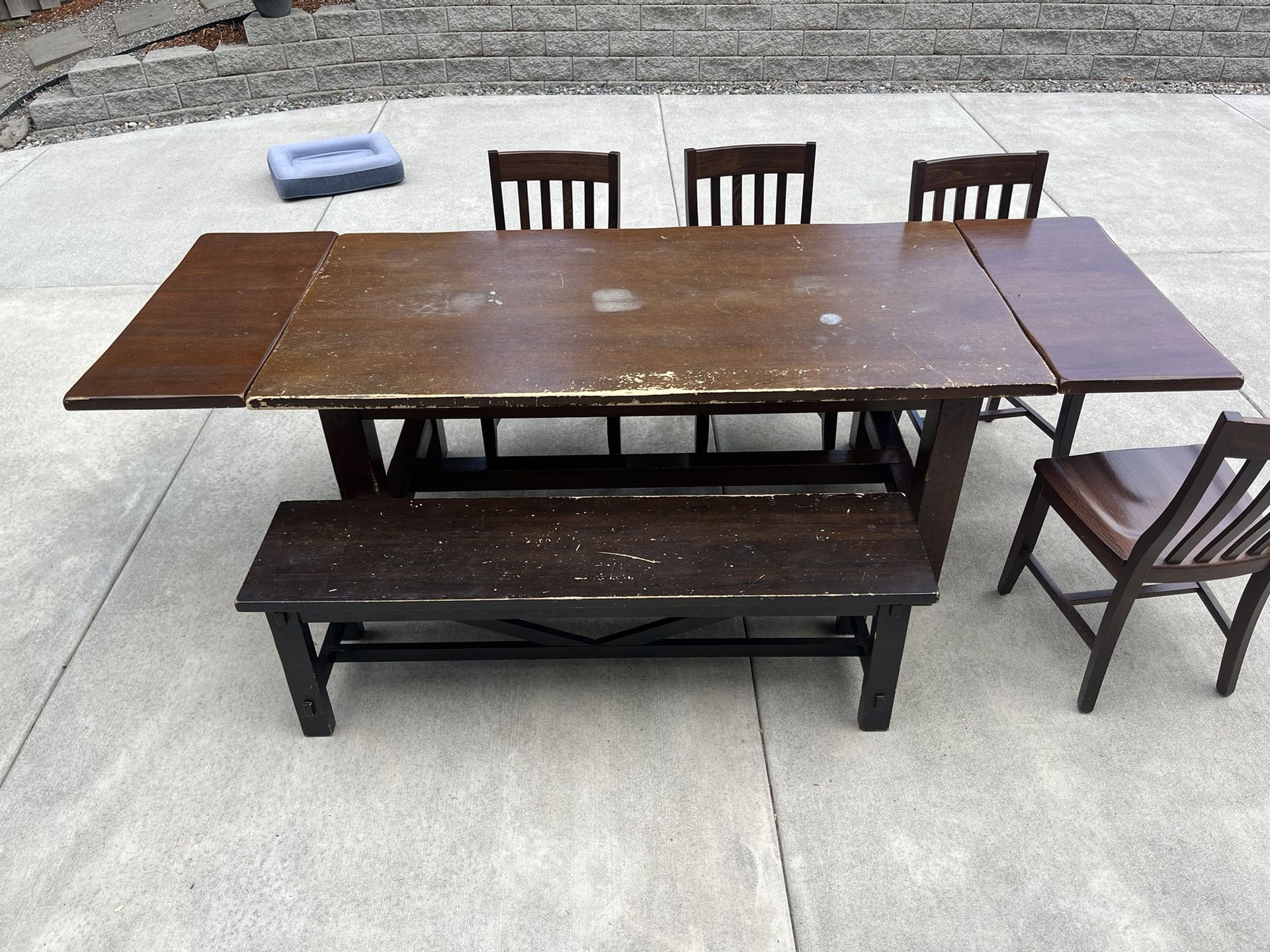 Pottery Barn Kitchen Table