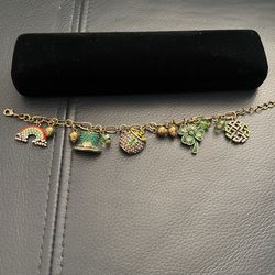St. Patty Rhinestone Charm Bracelet multi/green Stone