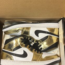Jordan 1 GOLD & WHITE METALLIC