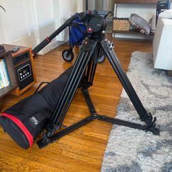 Manfrotto 504HD Head with 546B 2-Stage Aluminum Tripod System