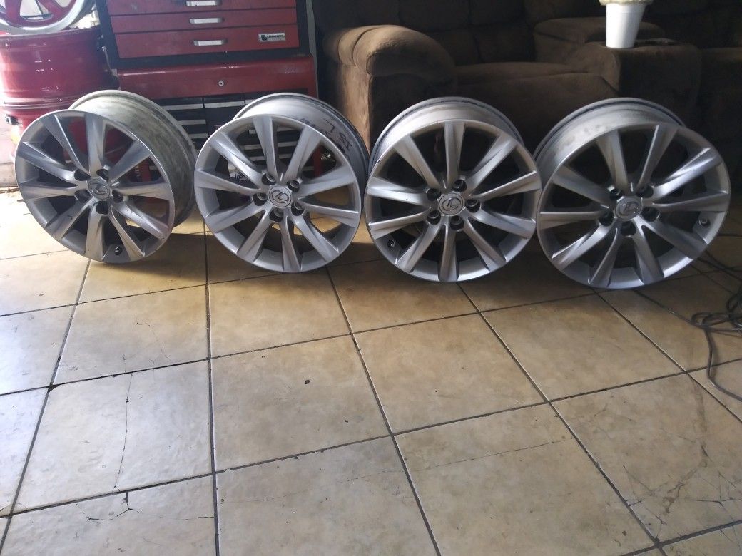 17" Lexus rims