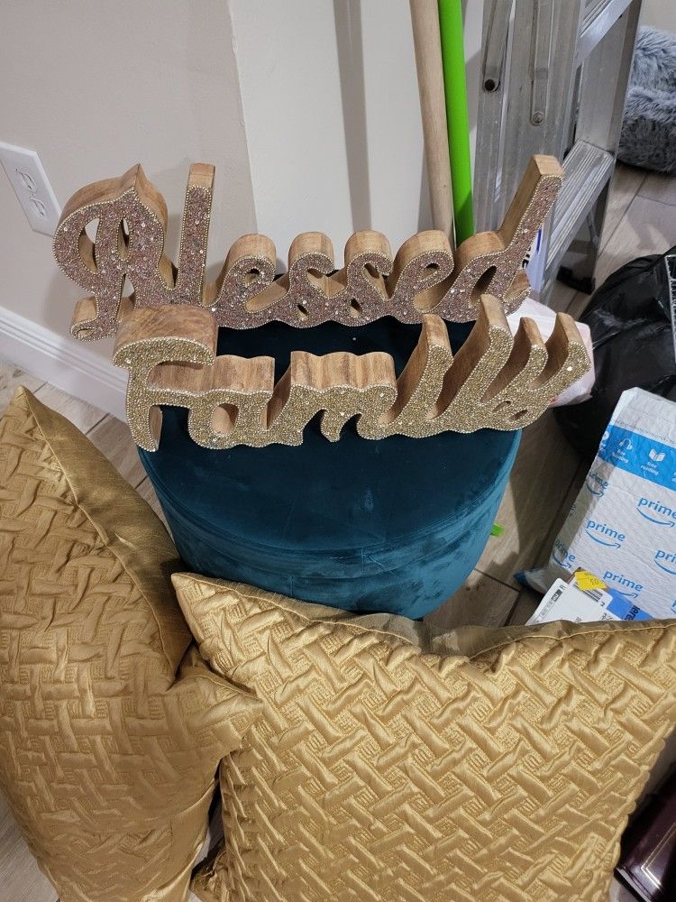 Cute Livingroom Accessories 