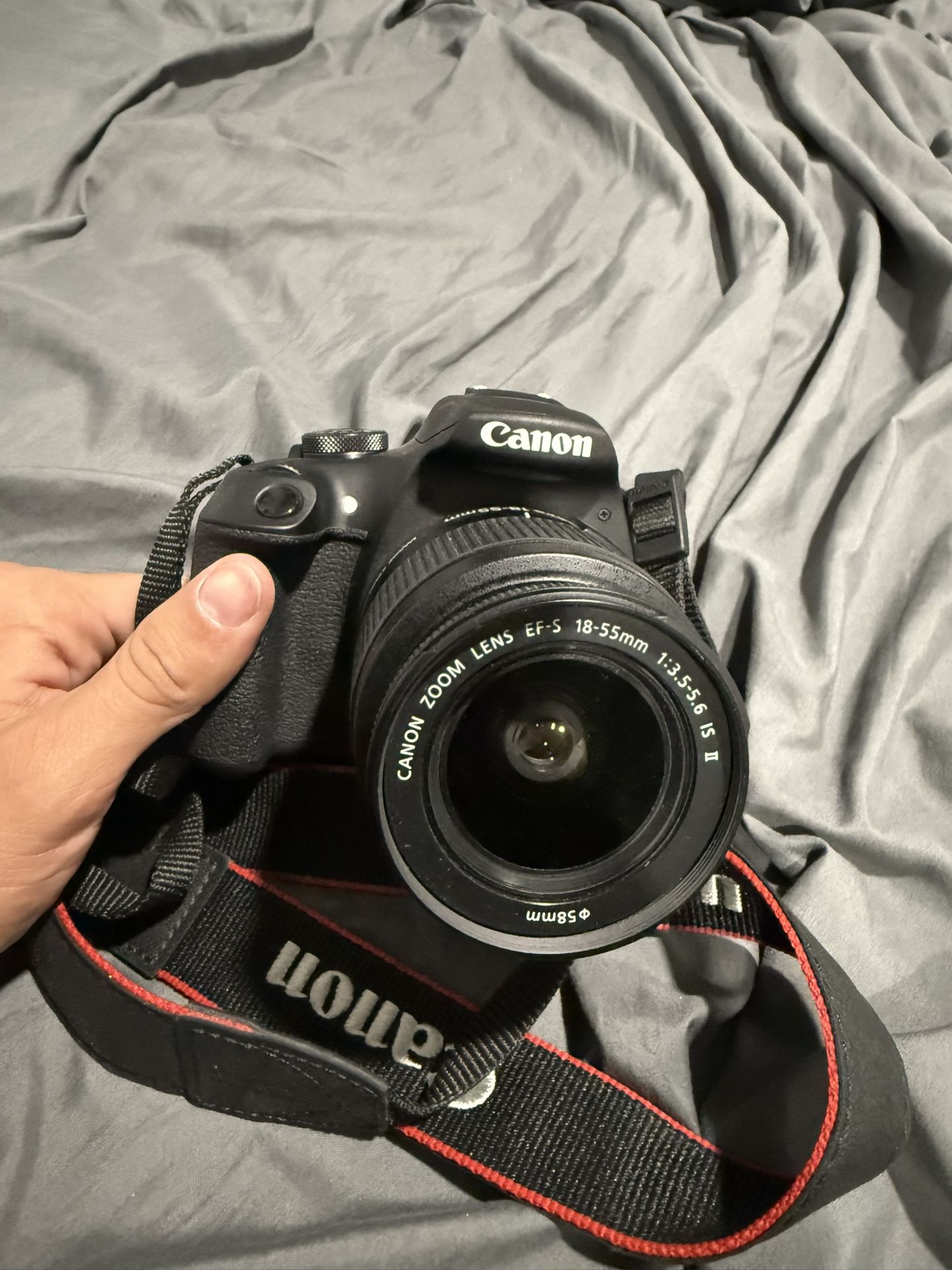 Canon camera rebel t7
