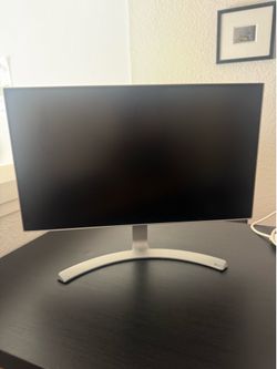 LG monitor