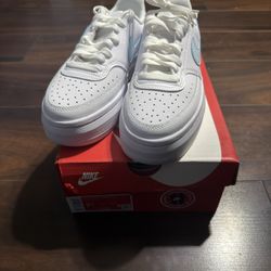 Women’s Nike Court Vision Alta