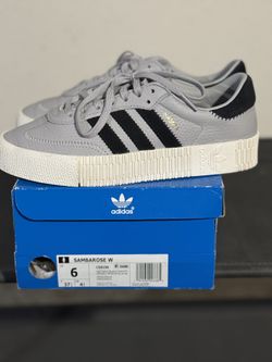 Adidas Women SambaRose Wide Size 6 Wide