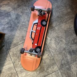 2020 Chocolate Skateboards Vincent Alvarez World Taxis Series Skateboard