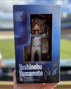 yoshinobu yamamoto 2026 bobblehead TRADE