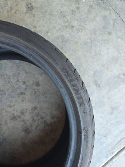 1 tire 245/35ZR19