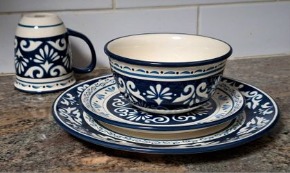 BOBBY FLAY MARBELLA 4-PIECE DINNERWARE SET