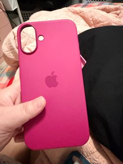 Fushia iPhone 16 plus apple MagSafe case