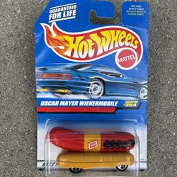 HOT WHEELS: 1997, Oscar Mayer Wienermobile, #204, Vintage