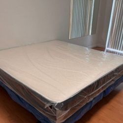 New KING SIZE MATTRESS WITH BOXSPRING SET COLCHONES NUEVOS KING SIZE BED SET 