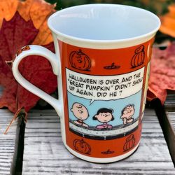 PEANUTS Danbury Mint Coffee Tea Mug Calendar OCTOBER
