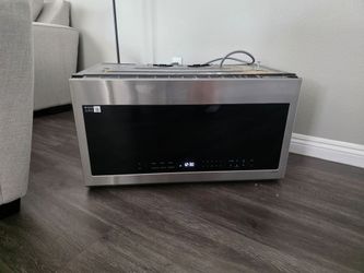 Above stove microwave