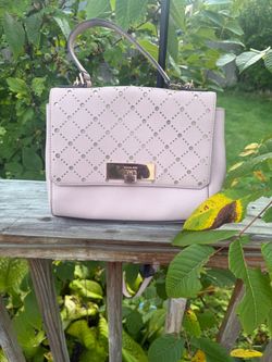 Micheal Kors Purse (Pink)