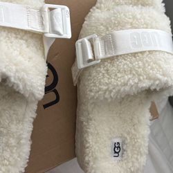 Ugg slippers
