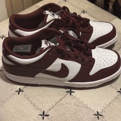 Nike Dunk Wht/Bur Sz 6Y (VNDS)