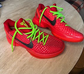 Kobe Reverse Grinch (size 8.5)