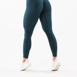 Alphalete Amplify Legging