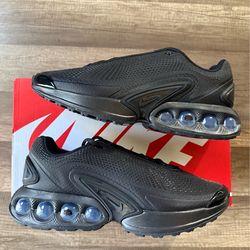 Nike Air Max DN Triple Black sz 8