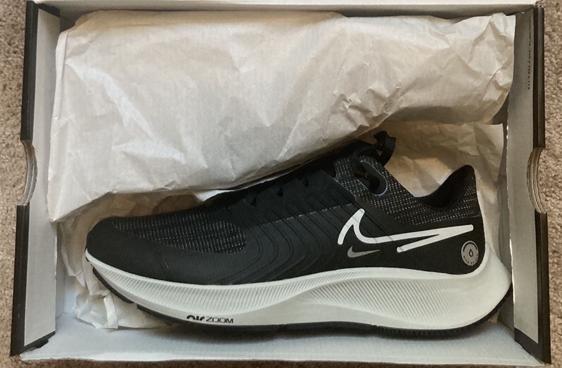 *Brand New* - Nike Pegasus 38 Shield- size 9 Mens